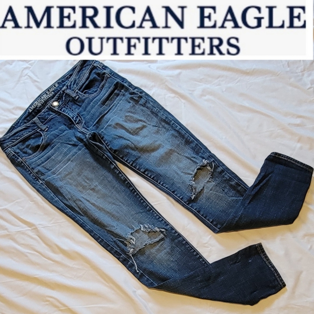 AEO super stretch mid rise distressed jeggings